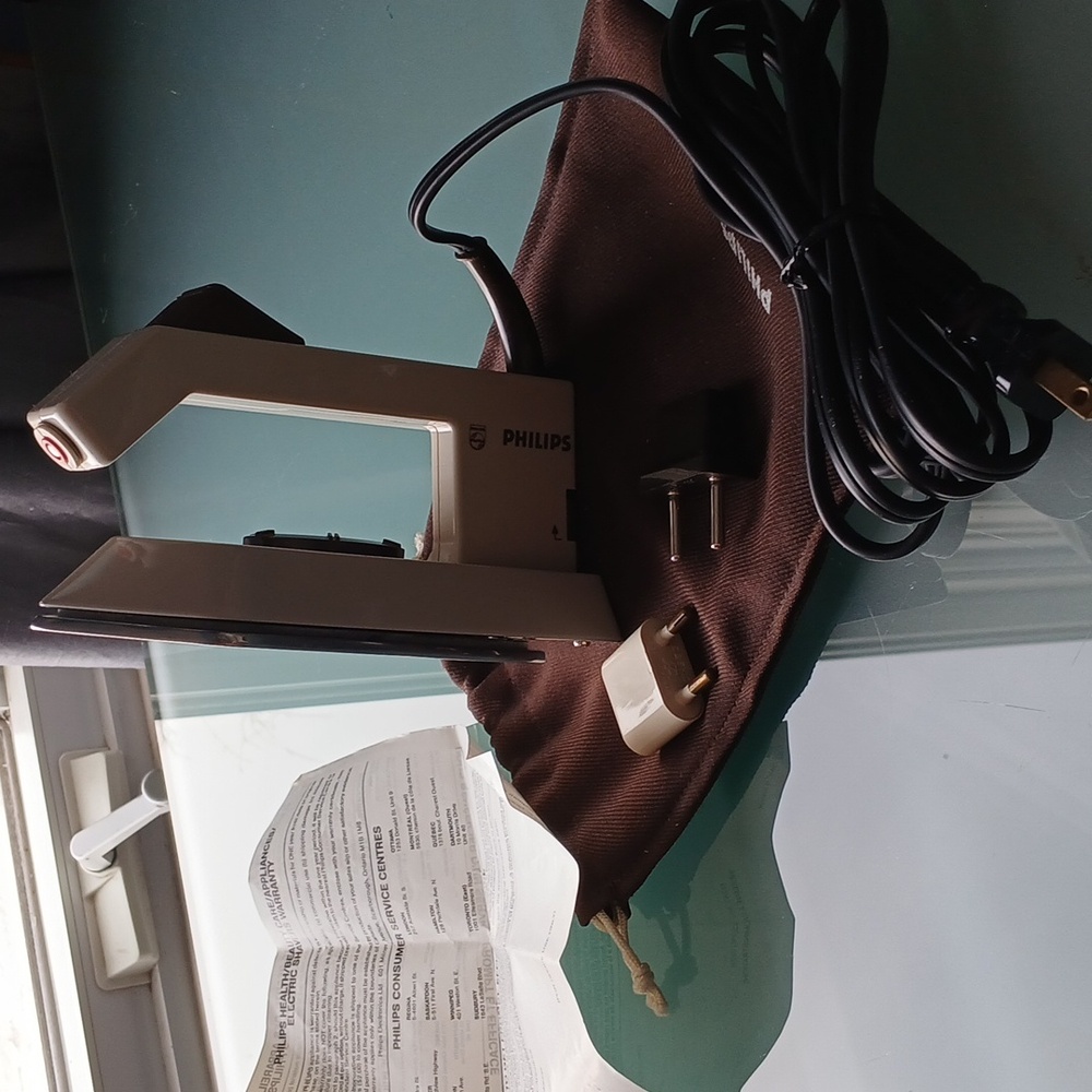 Vintage Philips Travel Iron